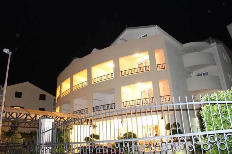 Apartmani Mirenza بودفا المظهر الخارجي الصورة